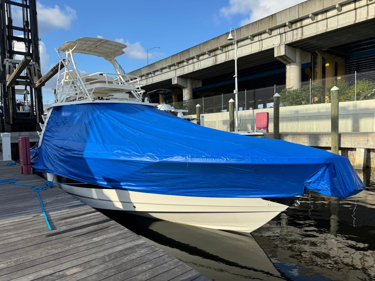 2017 Boston Whaler 42 