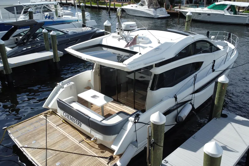 Chemistry Yacht Photos Pics 