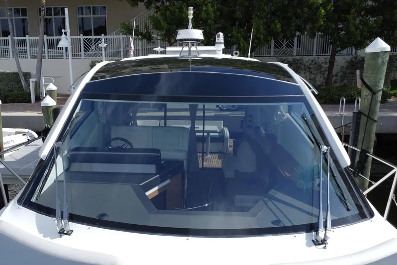 Chemistry Yacht Photos Pics 