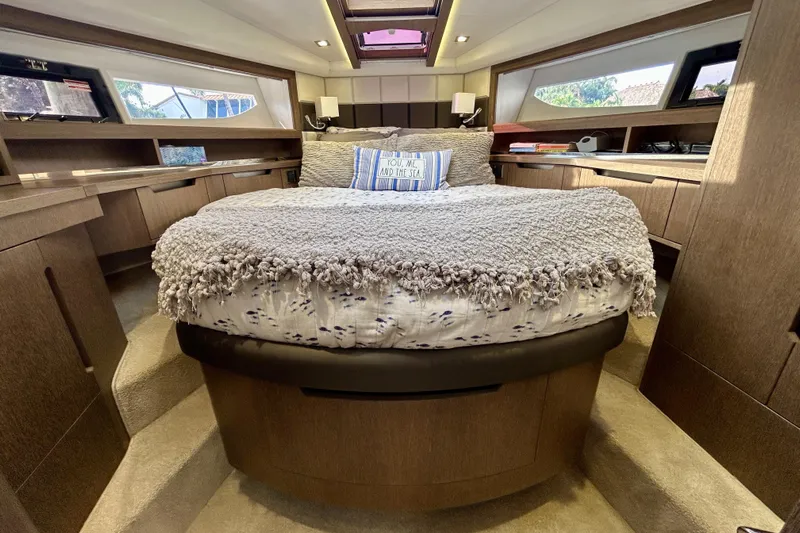 Chemistry Yacht Photos Pics 