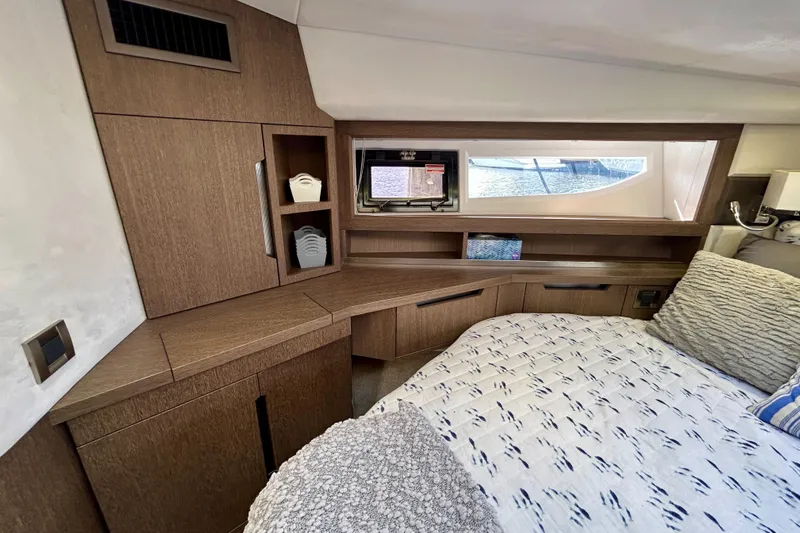 Chemistry Yacht Photos Pics 