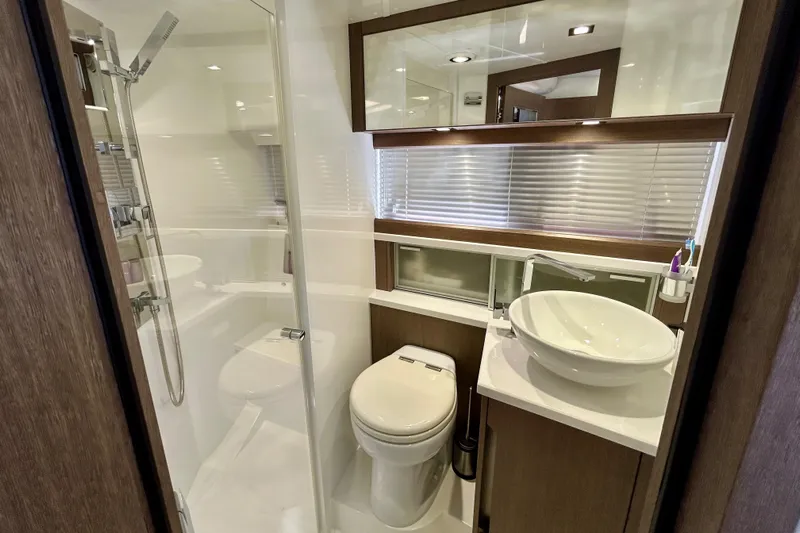 Chemistry Yacht Photos Pics 