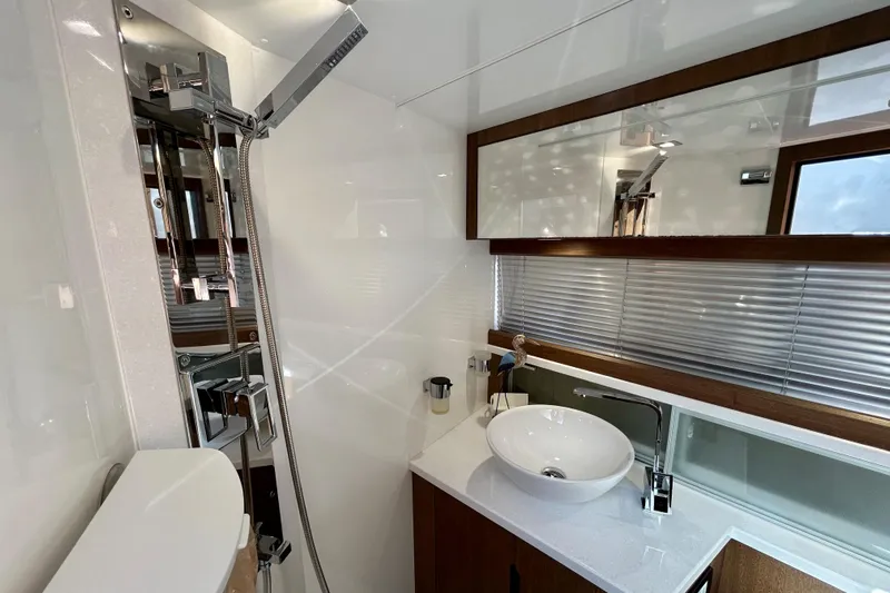 Chemistry Yacht Photos Pics 