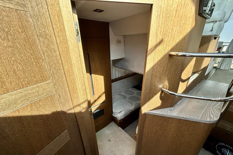 Chemistry Yacht Photos Pics 