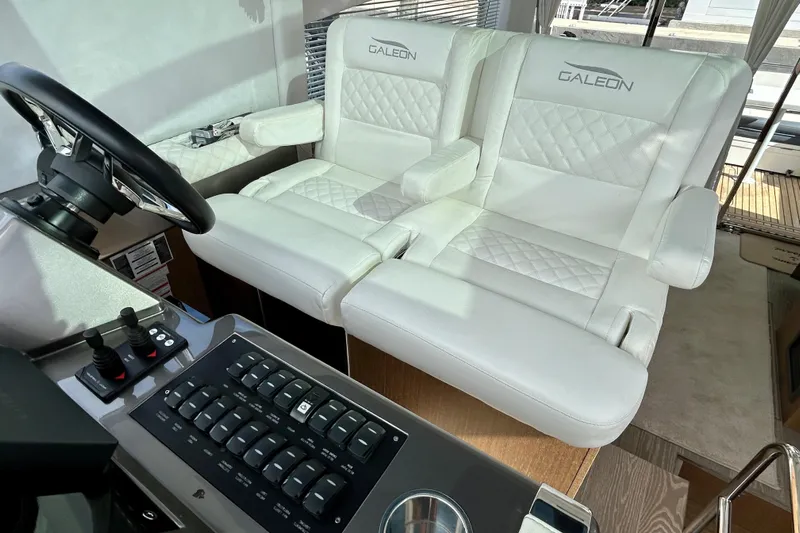 Chemistry Yacht Photos Pics 