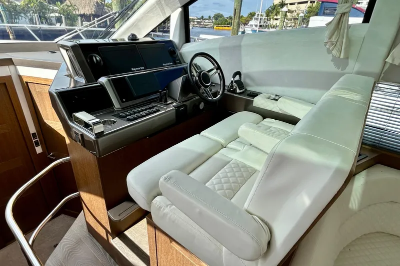 Chemistry Yacht Photos Pics 