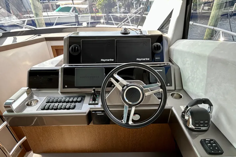 Chemistry Yacht Photos Pics 