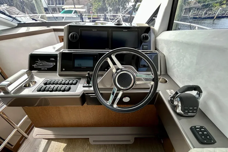 Chemistry Yacht Photos Pics 