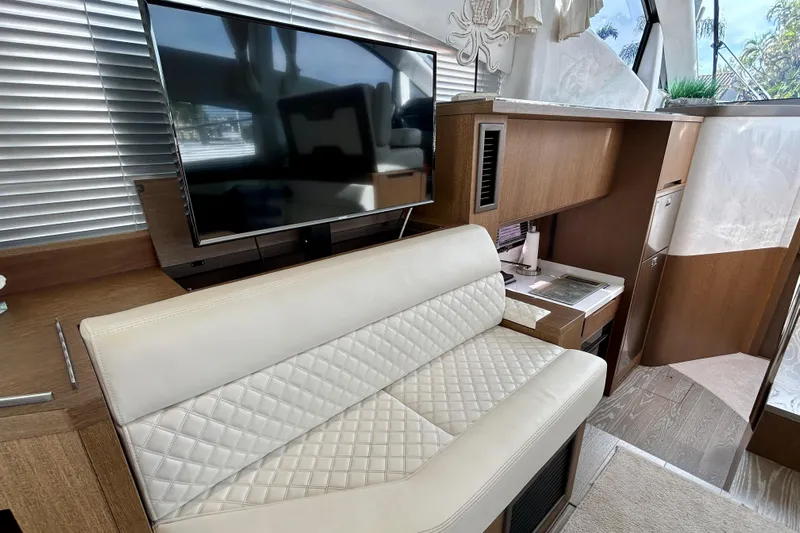 Chemistry Yacht Photos Pics 