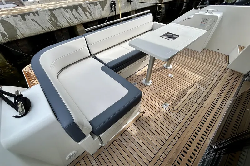 Chemistry Yacht Photos Pics 