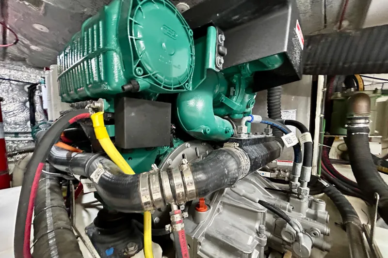 Chemistry Yacht Photos Pics 