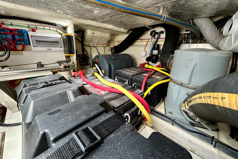 Chemistry Yacht Photos Pics 