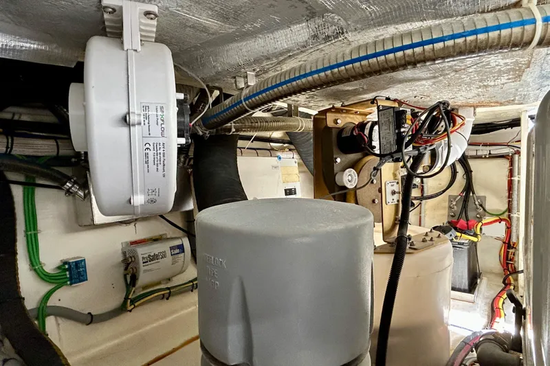 Chemistry Yacht Photos Pics 