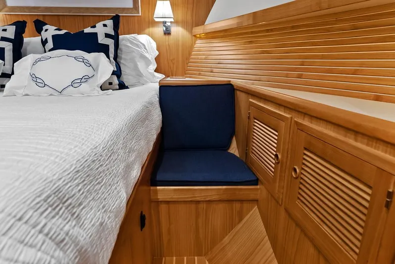 Dogfish Yacht Photos Pics 