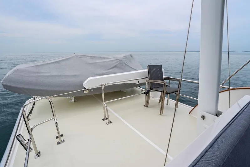 Dogfish Yacht Photos Pics 