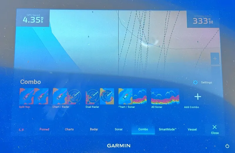  Yacht Photos Pics Garmin navigation display on Sea Ray 380 Sundancer 2001.