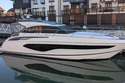 2021 Princess V50