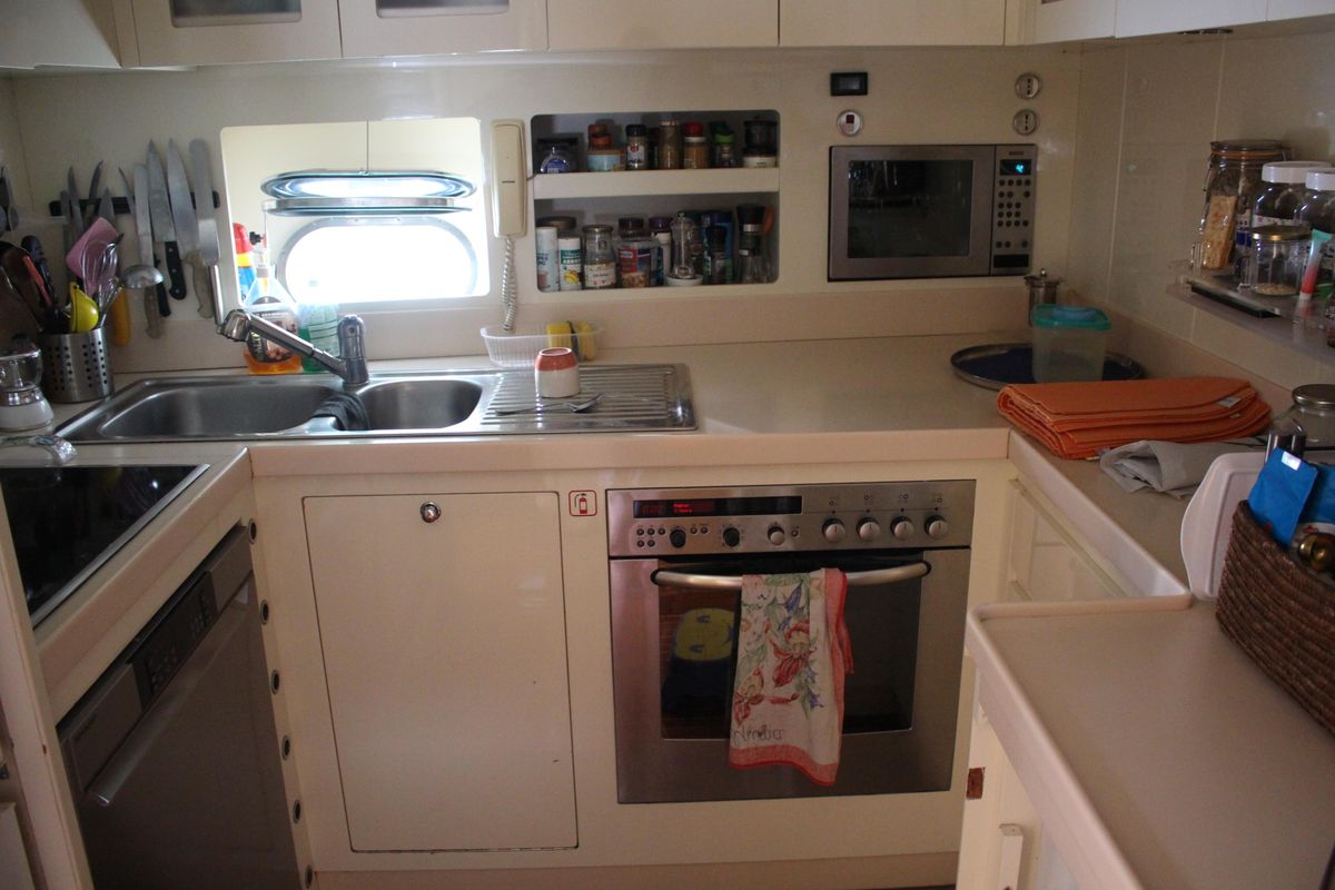 2000 Arno Leopard 88