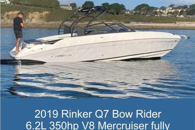 2019 Rinker Q7 BR