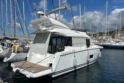 2017 Jeanneau Velasco 37F