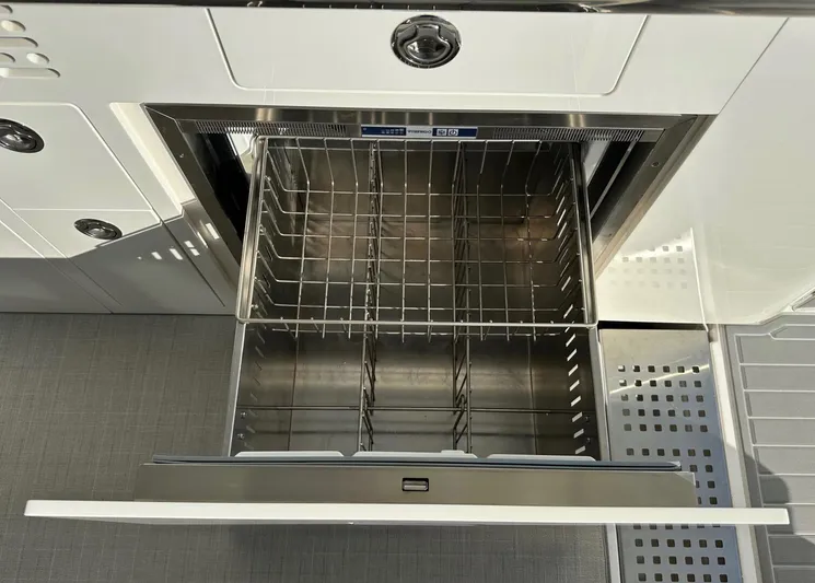 Sweet Emocean Yacht Photos Pics 