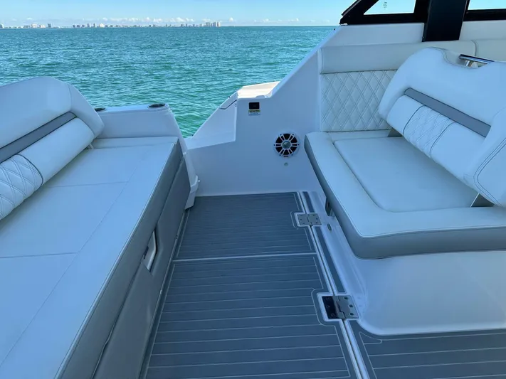 Sweet Emocean Yacht Photos Pics 