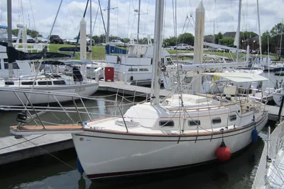 Island Packet 27