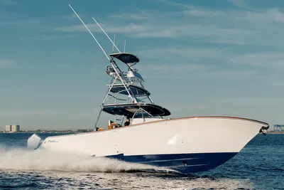 Front Runner 47 Center Console