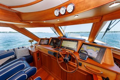 Yacht