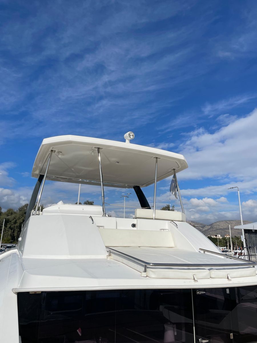 2020 Leopard 42 