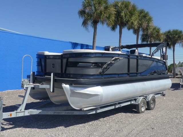 Godfrey Marine Sanpan 2300 SBC