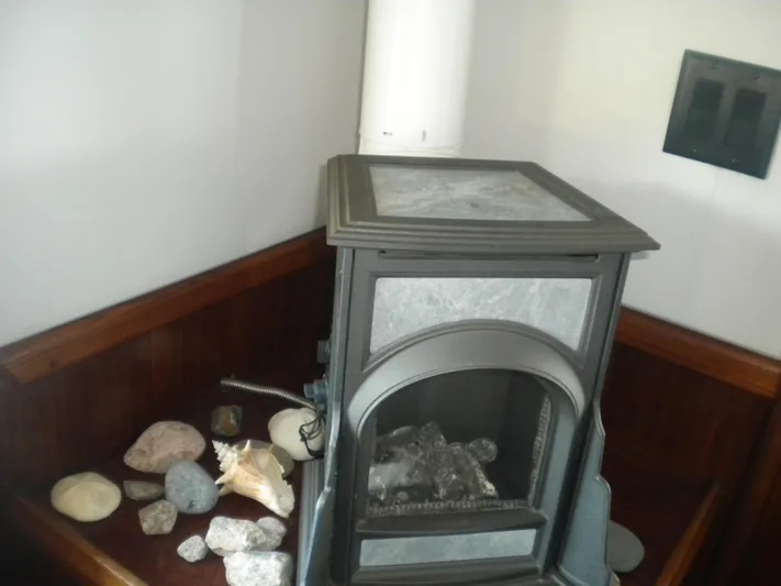 Summertime Lady Yacht Photos Pics 