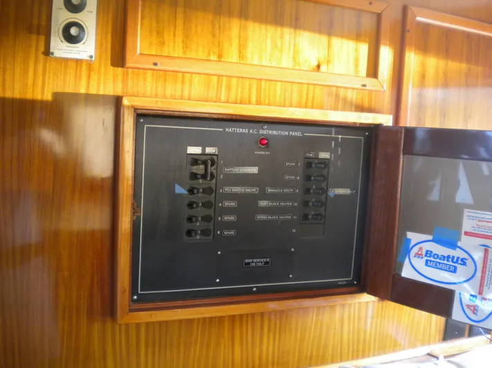 Summertime Lady Yacht Photos Pics 