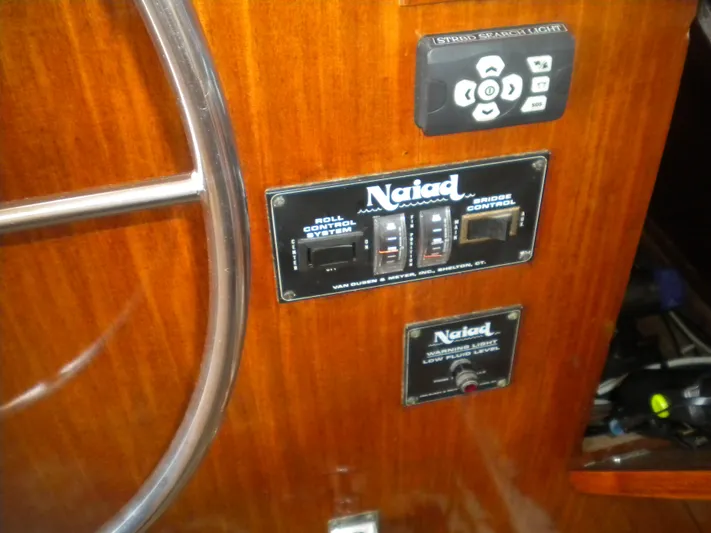 Summertime Lady Yacht Photos Pics 