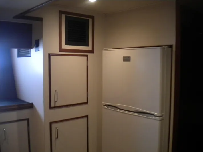 Summertime Lady Yacht Photos Pics 