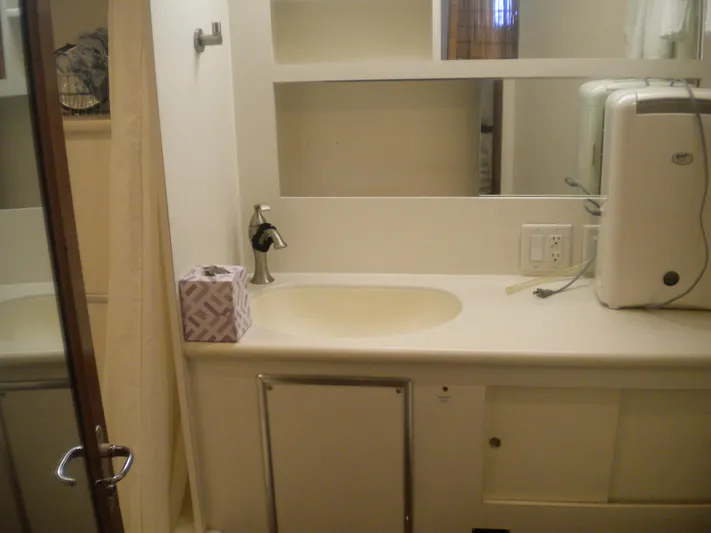 Summertime Lady Yacht Photos Pics 