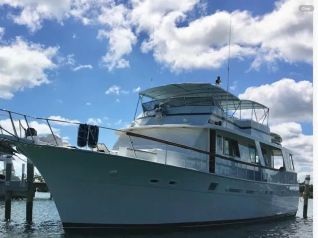 Summertime Lady Yacht Photos Pics 