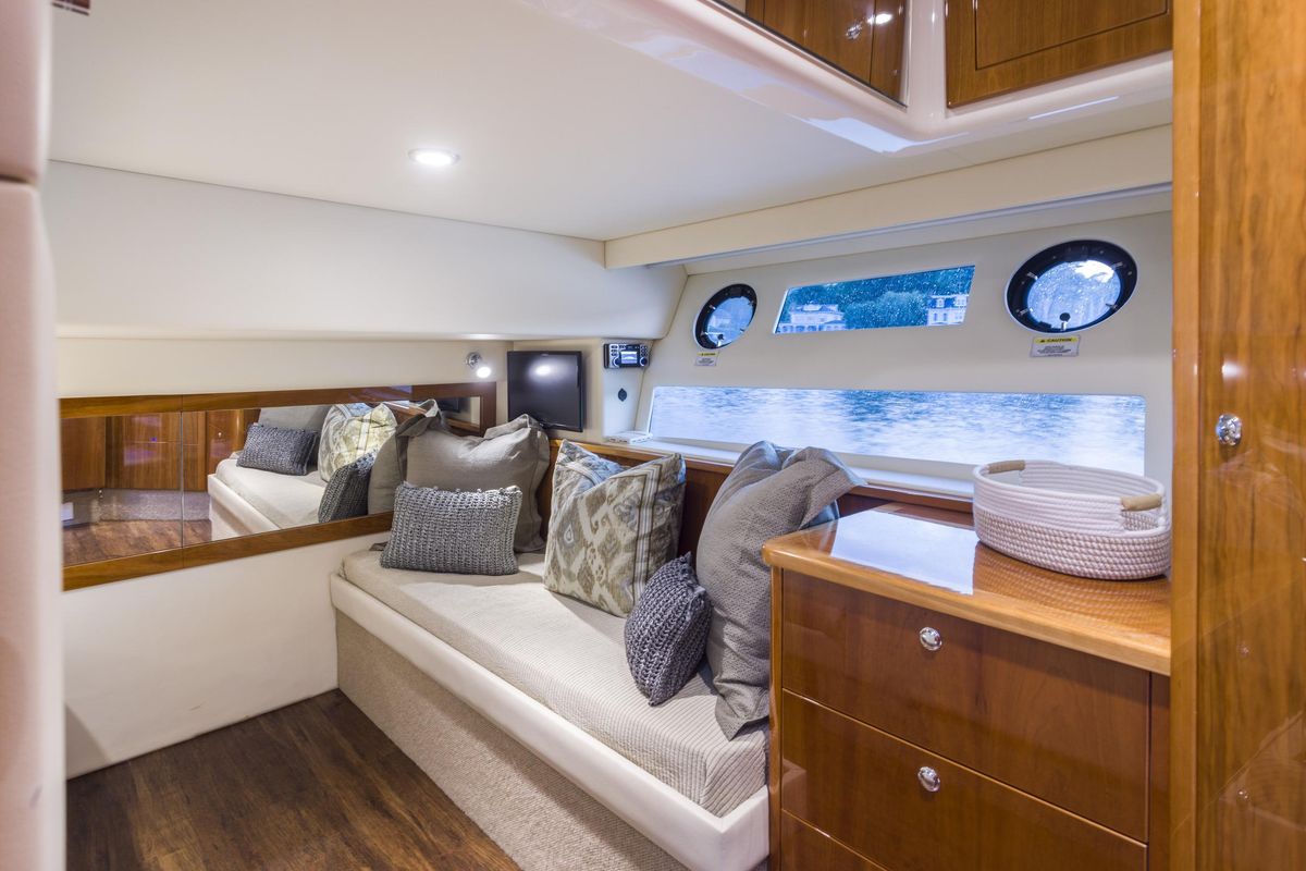 2016 Riviera 50 