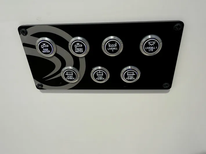  Yacht Photos Pics Black Out Edition Panels