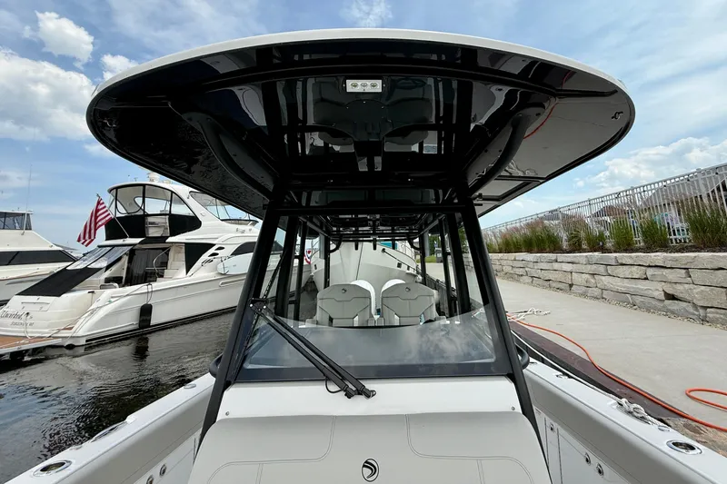  Yacht Photos Pics Center Console