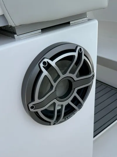  Yacht Photos Pics JBL Audio