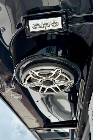  Yacht Photos Pics JBL Audio System