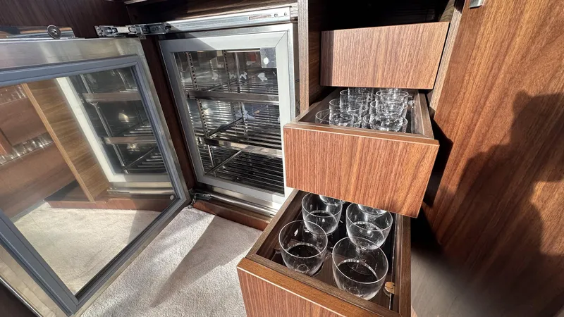 S72515 Yacht Photos Pics 