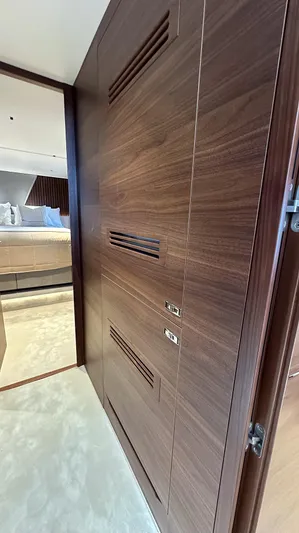 S72515 Yacht Photos Pics 