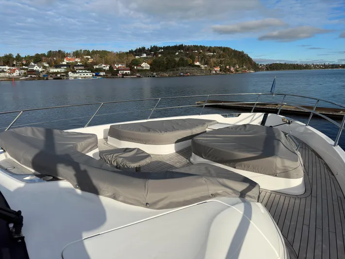 S72515 Yacht Photos Pics 