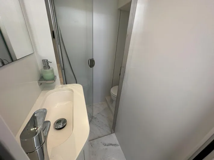 S72515 Yacht Photos Pics 