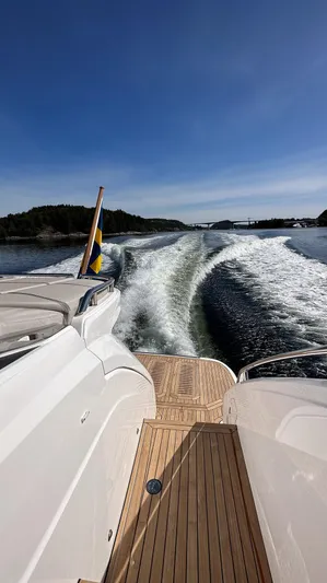 S72515 Yacht Photos Pics 