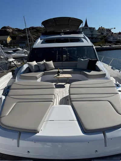 S72515 Yacht Photos Pics 