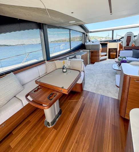 S72515 Yacht Photos Pics 