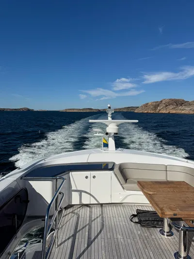 S72515 Yacht Photos Pics 